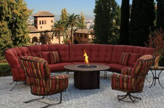 Outdoor Cushion Construction: What’s Inside Matters